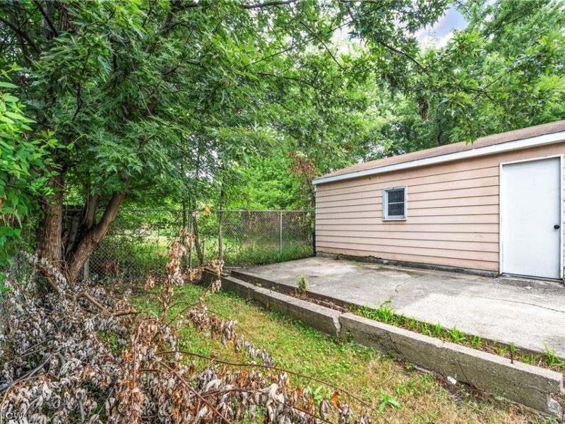 13805 Chapelside Avenue, Cleveland, OH 44120 Photo 37