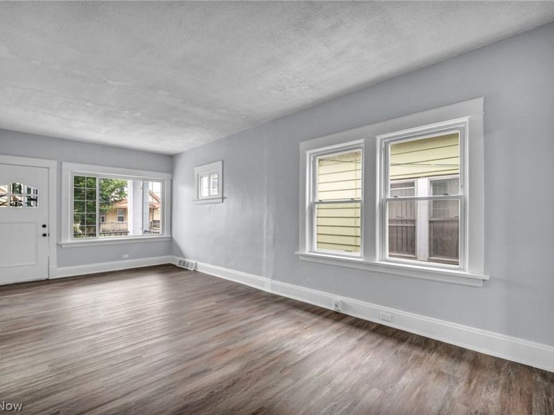 13805 Chapelside Avenue, Cleveland, OH 44120 Photo 8