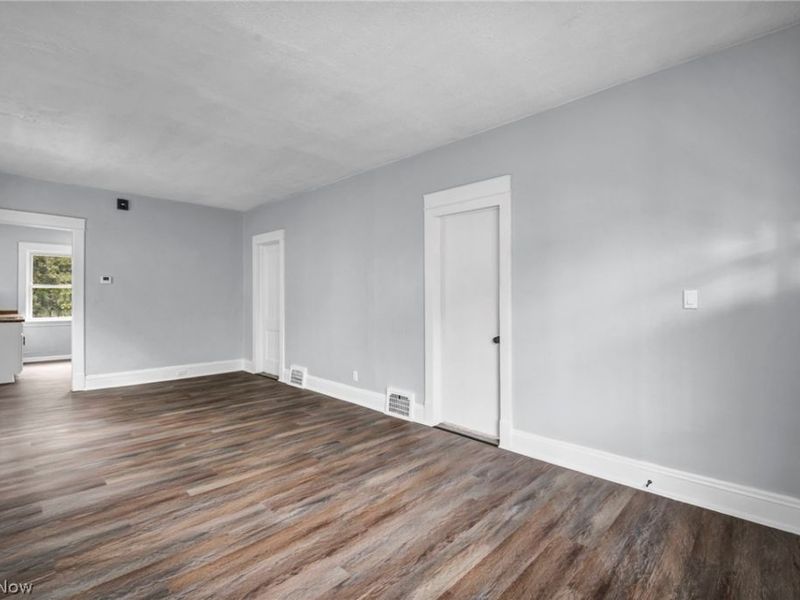 13805 Chapelside Avenue, Cleveland, OH 44120 Photo 9