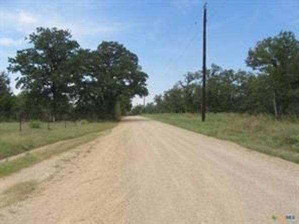 507 County Road 405 , Buckholts, TX 76518