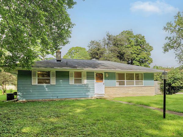 808 Jones Street, Marshall, MI 49068