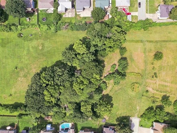 No St Address/E 41st Terrace, Independence, MO 64055