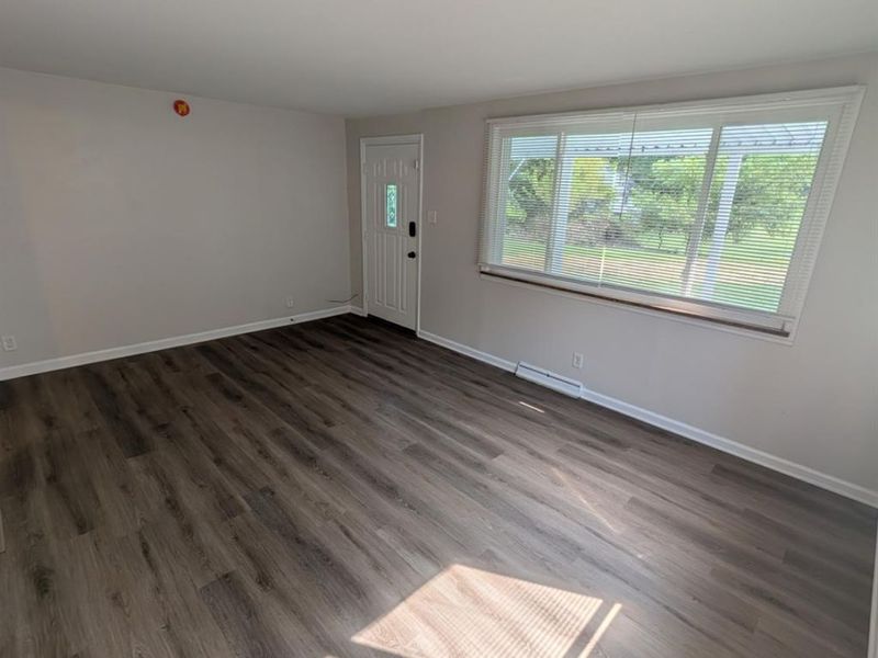 10541 Eltzroth Road, Harlan Township, OH 45122 Photo 9