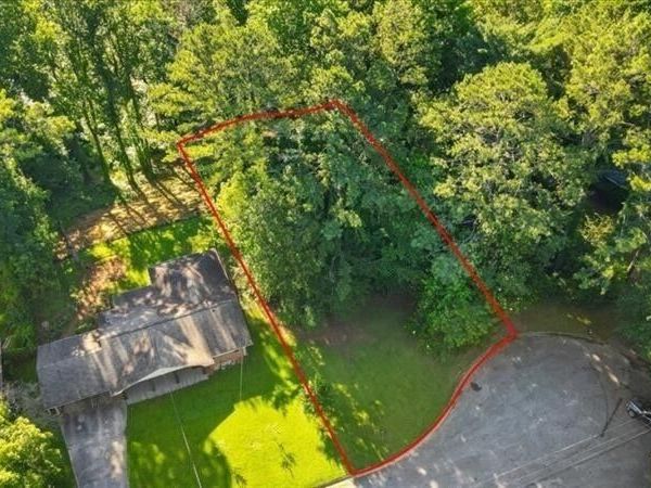 1350 Weston Drive, Decatur, GA 30032