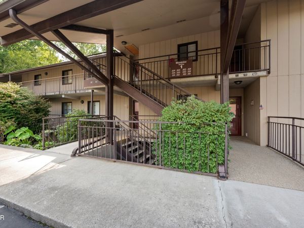 221 Woodland Road , Unit 102, Gatlinburg, TN 37738