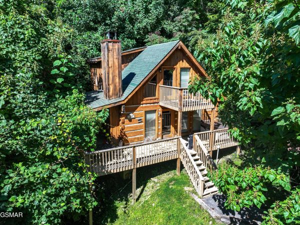 1264 Bavarian Way , Gatlinburg, TN 37738