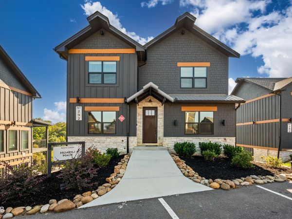 292 Rambling Creek Way , Sevierville, TN 37862