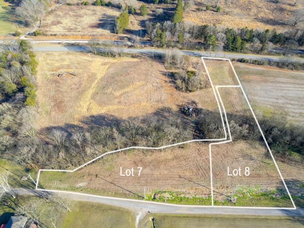 7 County Road 27 , Riceville, TN 37370