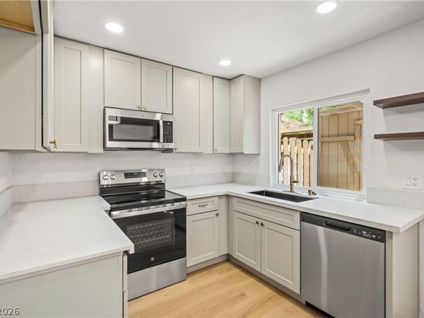 4770 Topaz Street, Unit 10, Las Vegas, NV 89121