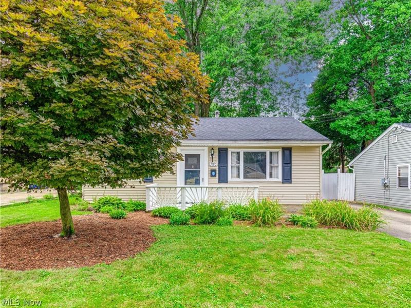 2180 Schubert Street, Cuyahoga Falls, OH 44221 Photo 18