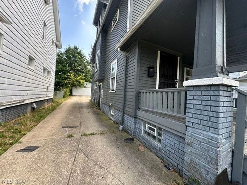 4305 E 119th Street, Cleveland, OH 44105 Photo 12