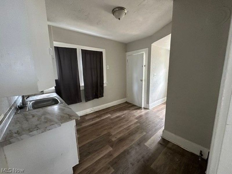 4305 E 119th Street, Cleveland, OH 44105 Photo 5
