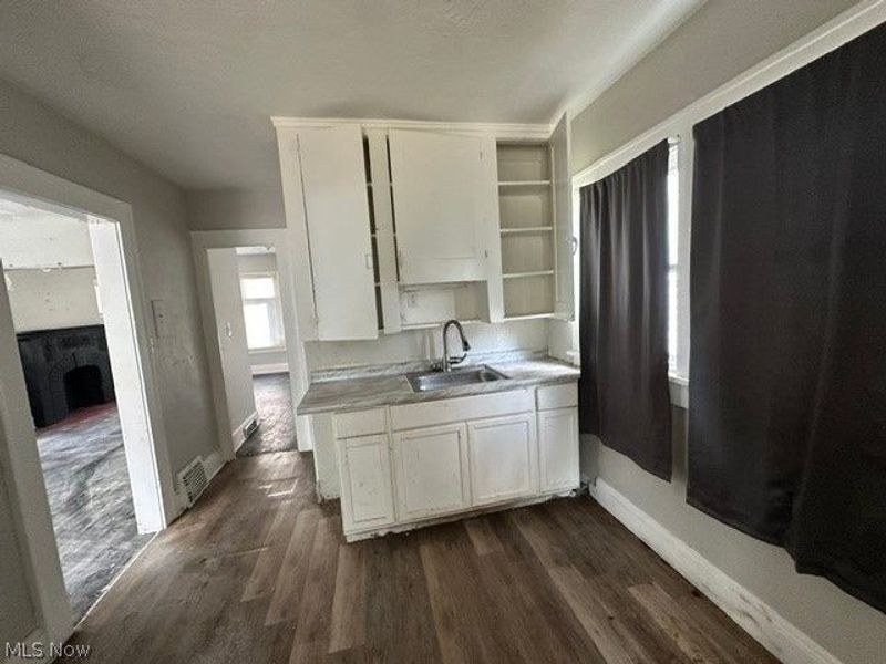 4305 E 119th Street, Cleveland, OH 44105 Photo 6