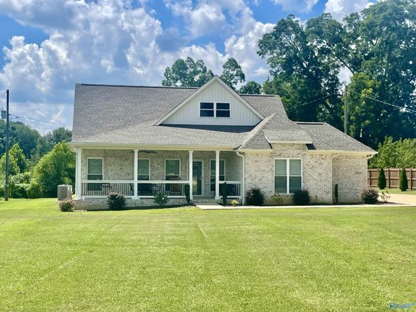 15535 Market Street, Moulton, AL 35650