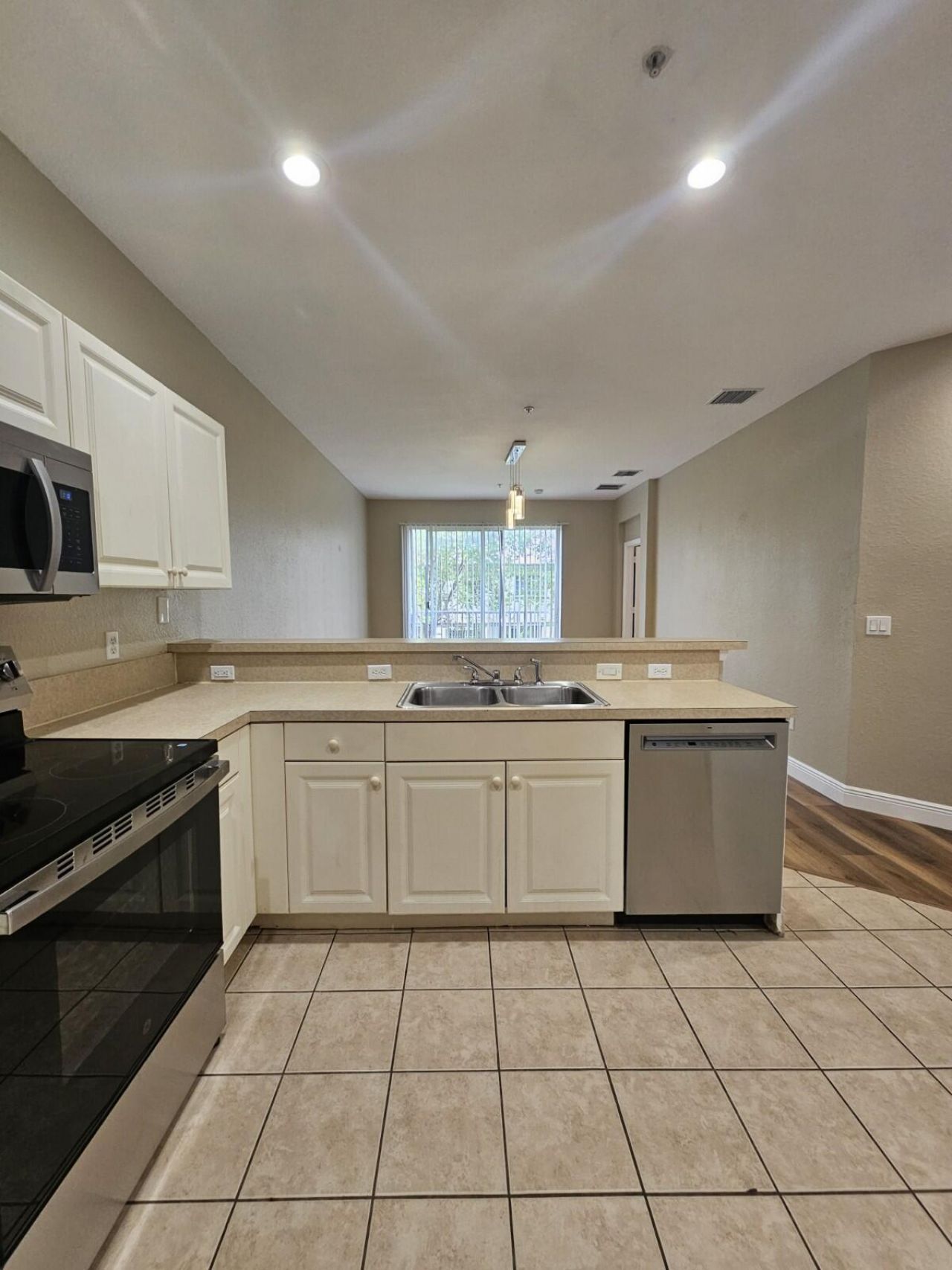 1967 Freeport Drive, Riviera Beach, FL 33404 Photo