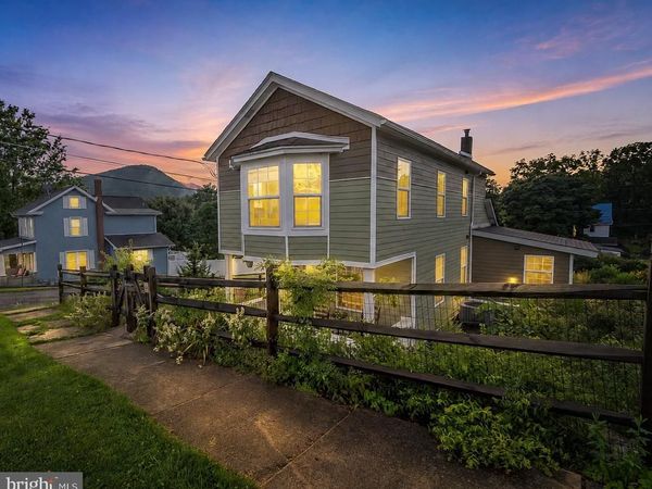 501 LEHIGH STREET , JIM THORPE, PA 18229