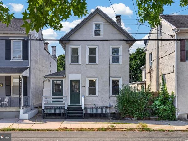 40 CHESTNUT STREET, POTTSTOWN, PA 19464