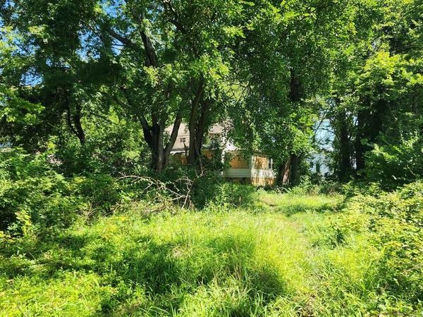 9112 LEESBURG PIKE, VIENNA, VA 22182