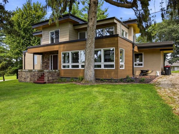1420 Highway 965 NW, Swisher, IA 52338