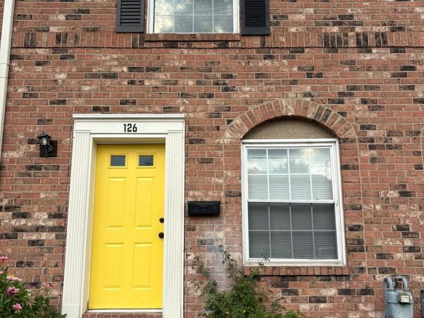 126 Tarryton Court E, Unit 4D, Columbus, OH 43228