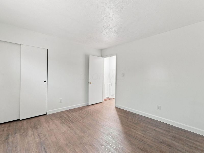 126 Tarryton Court E, Unit 4D, Columbus, OH 43228 Photo 18