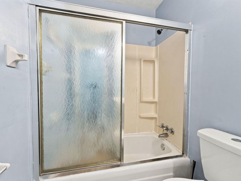 126 Tarryton Court E, Unit 4D, Columbus, OH 43228 Photo 21