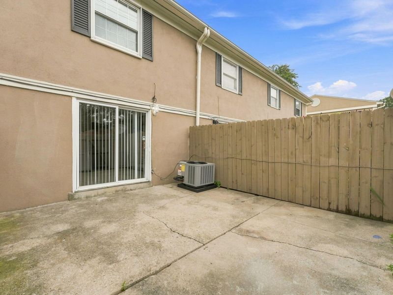 126 Tarryton Court E, Unit 4D, Columbus, OH 43228 Photo 30