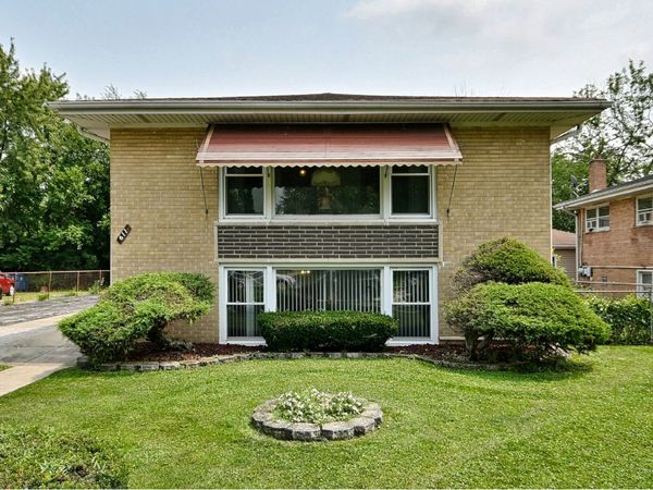 611 N Lincoln Avenue , Addison, IL 60101