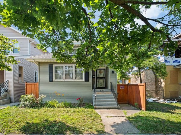 5251 W Belle Plaine Avenue , Chicago, IL 60641