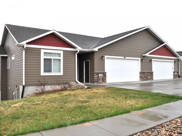3029 HOEFER AVE, Rapid City, SD 57701