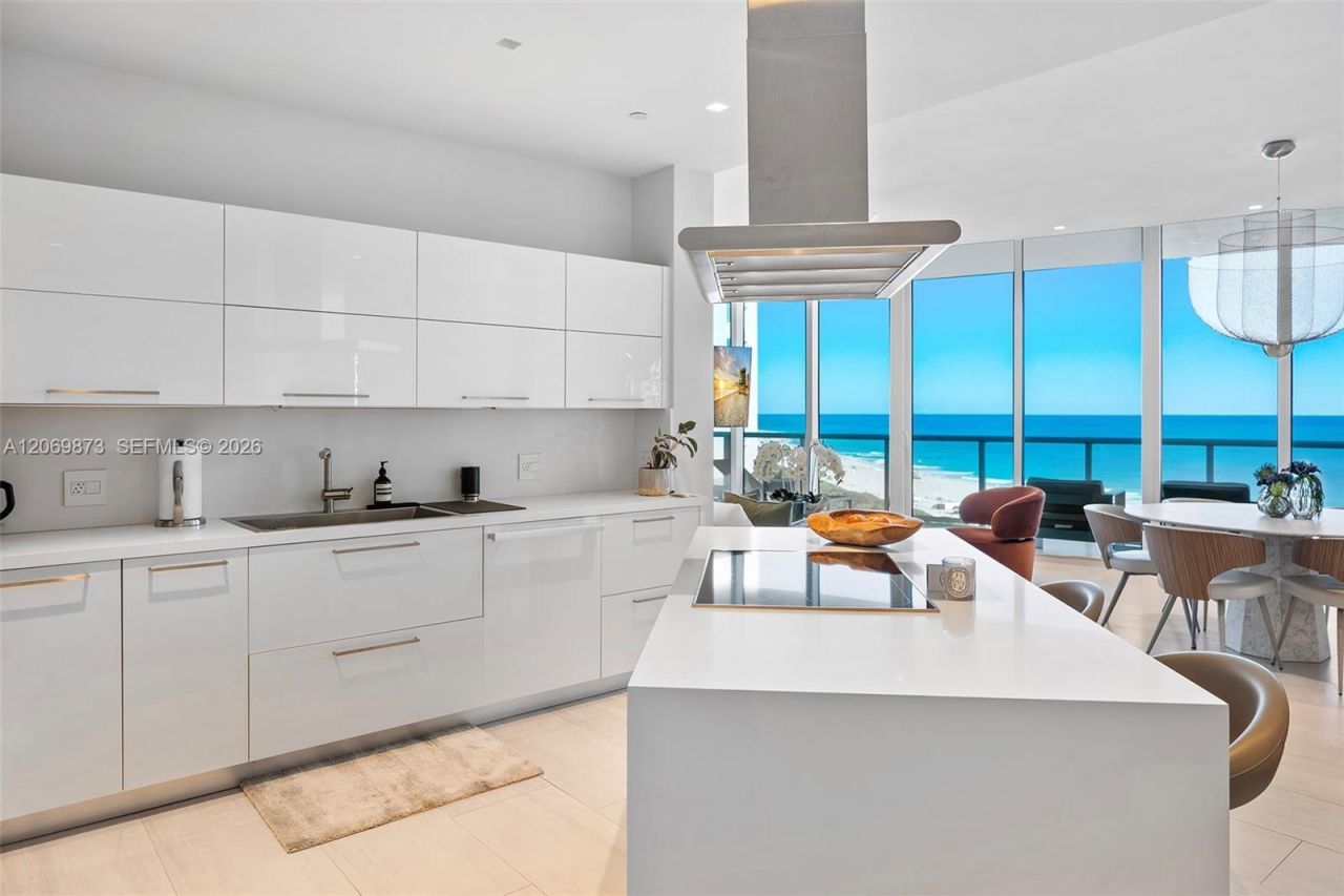100 S Pointe Dr , Unit 1409, Miami Beach, FL 33139 Photo