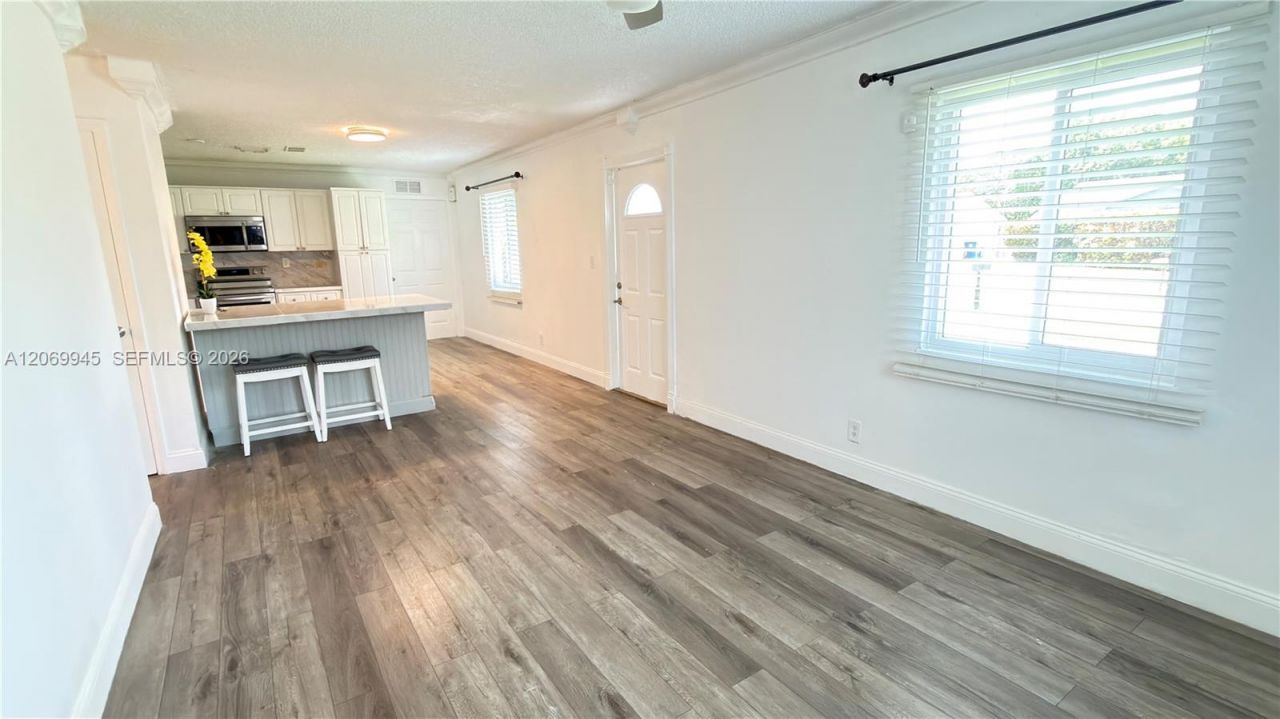 8151 SW 7th St, North Lauderdale, FL 33068 Photo