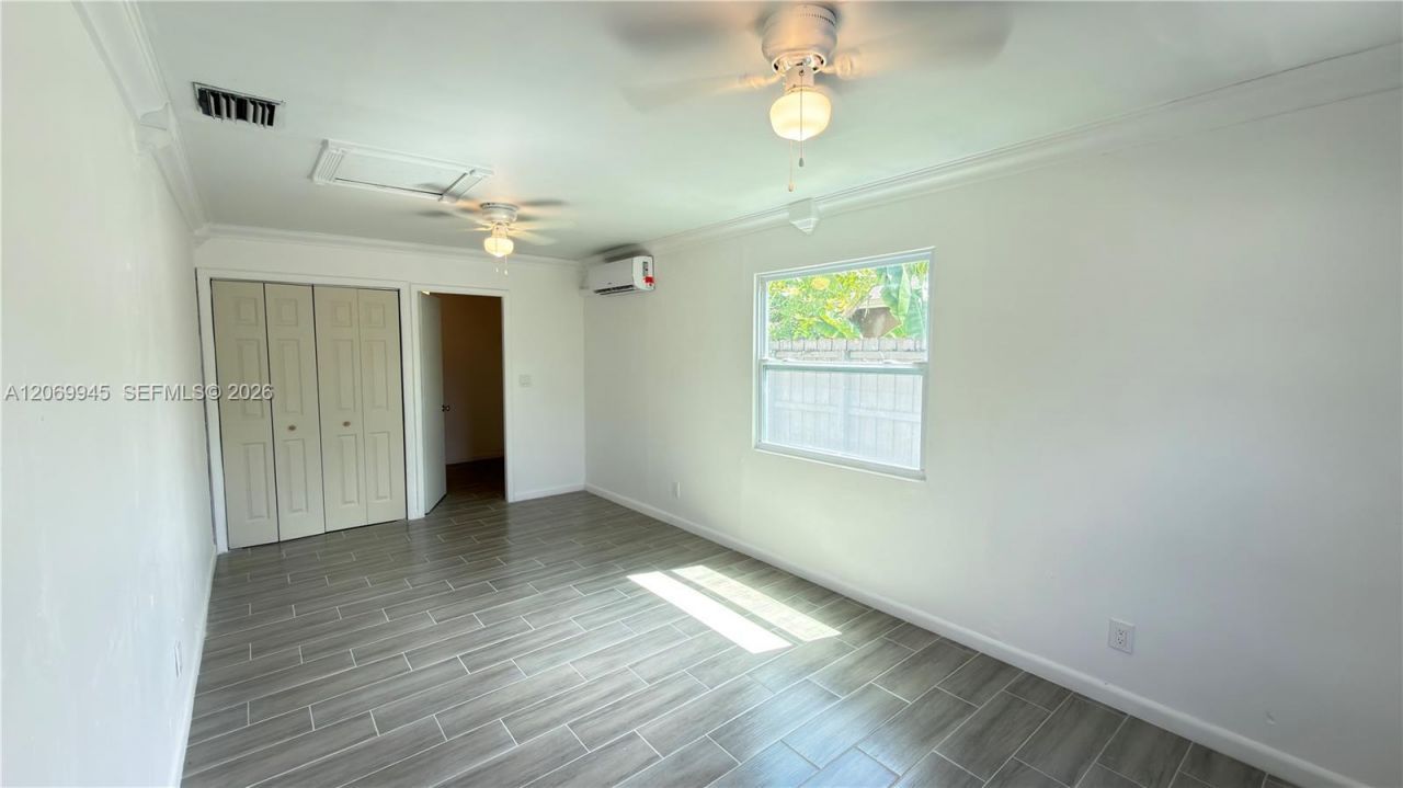 8151 SW 7th St, North Lauderdale, FL 33068 Photo