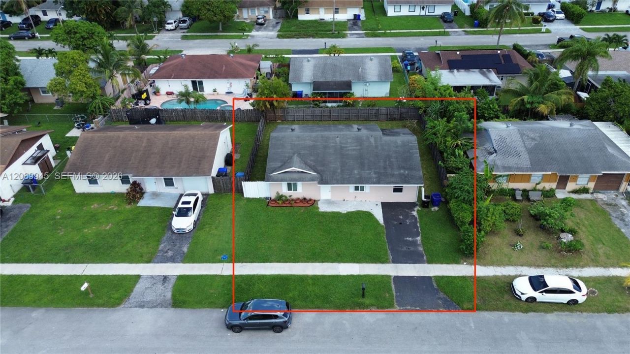 8151 SW 7th St, North Lauderdale, FL 33068 Photo