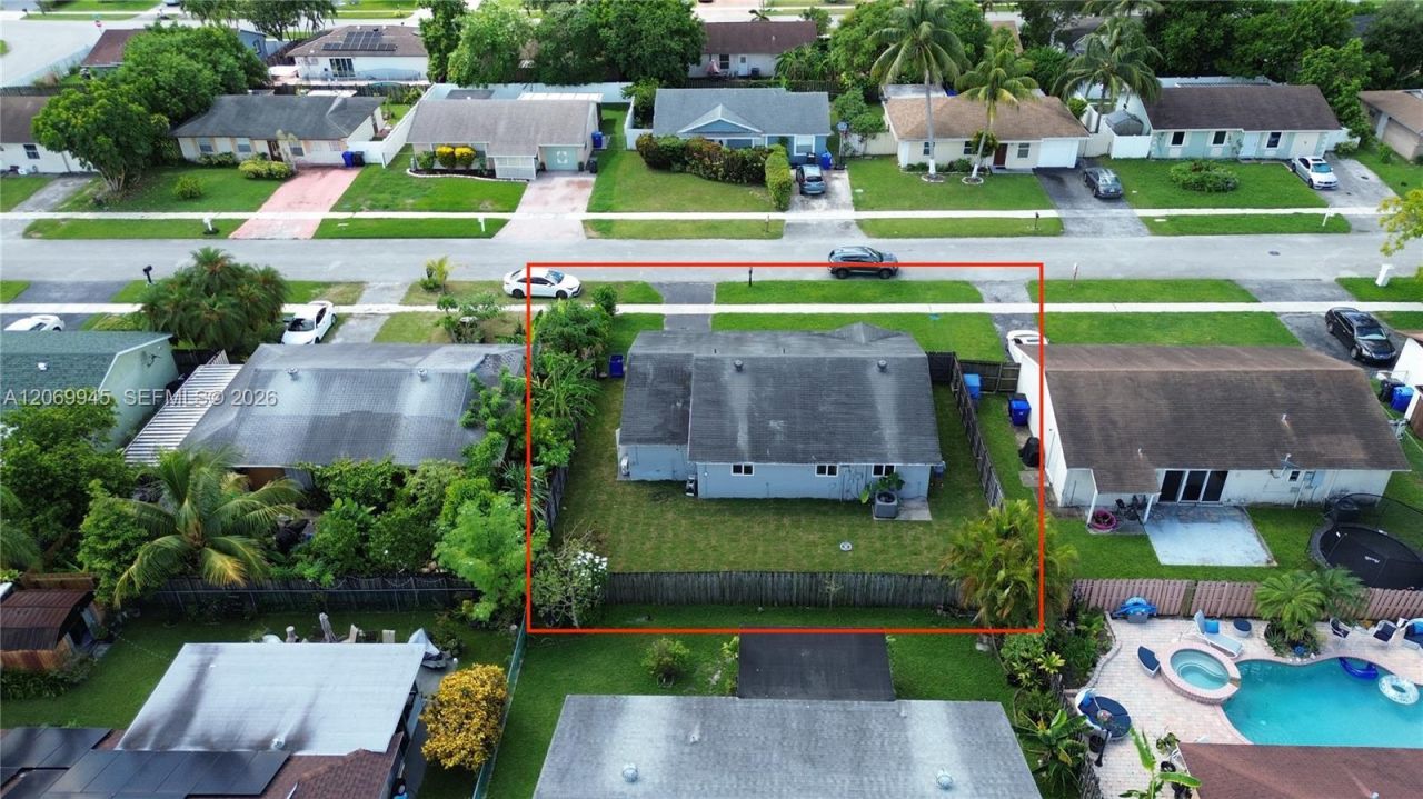 8151 SW 7th St, North Lauderdale, FL 33068 Photo