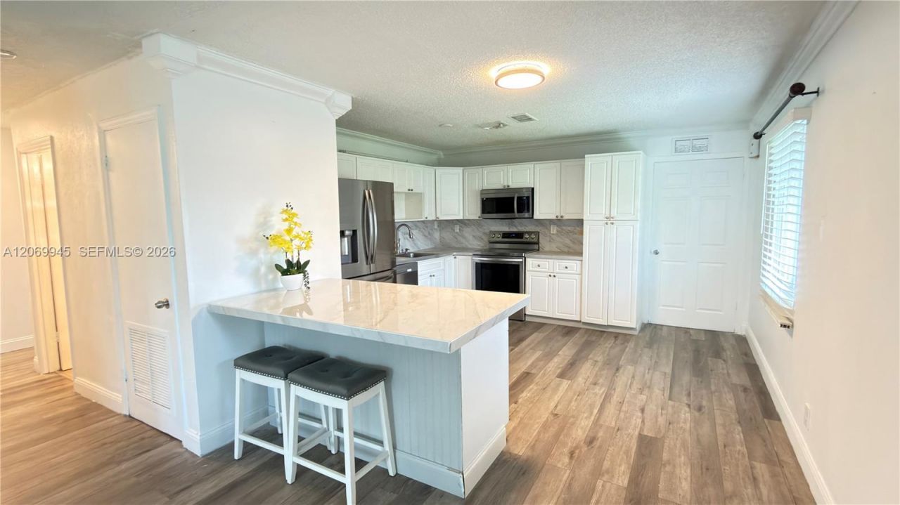 8151 SW 7th St, North Lauderdale, FL 33068 Photo