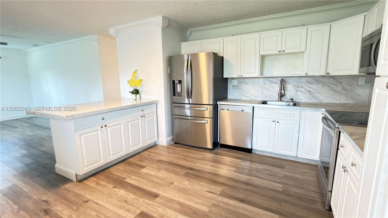 8151 SW 7th St, North Lauderdale, FL 33068 Photo