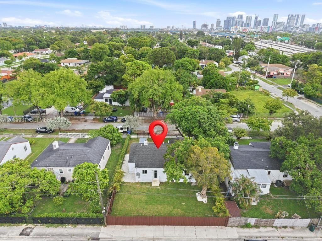 4122 NW 11th Pl, Miami, FL 33127 Photo