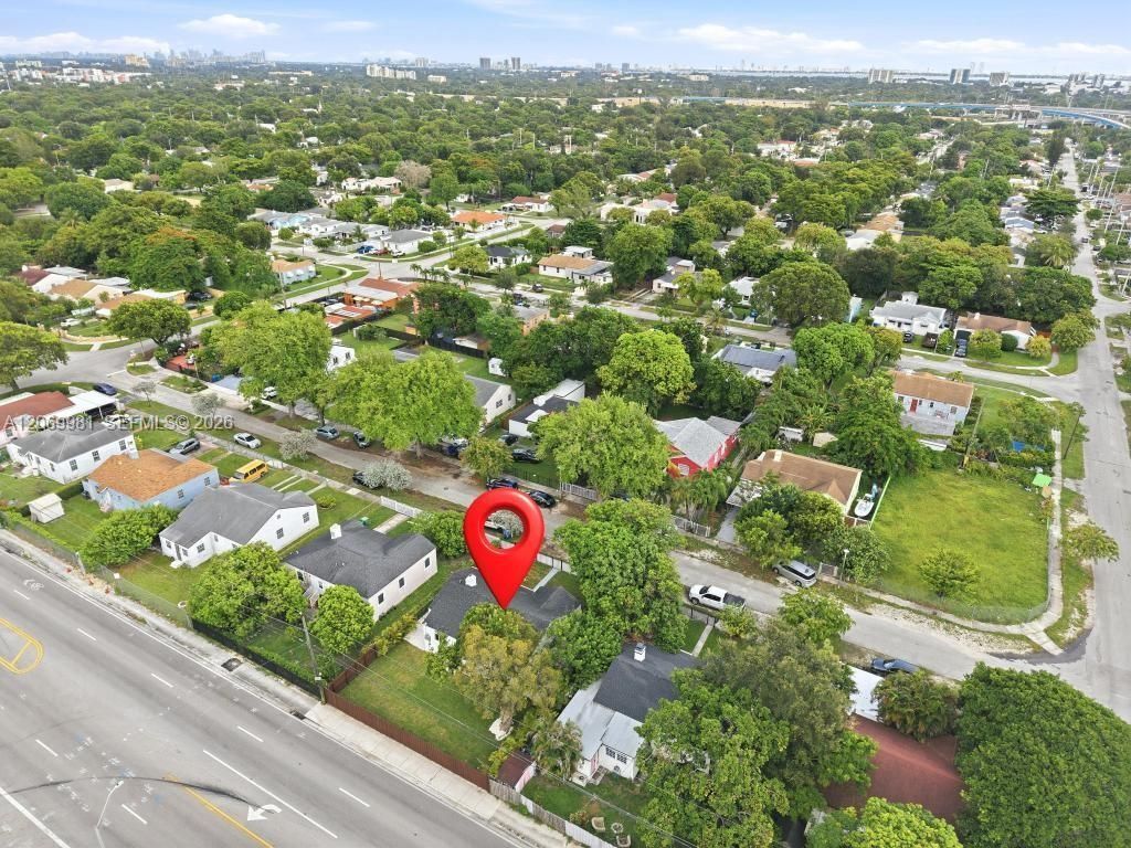 4122 NW 11th Pl, Miami, FL 33127 Photo