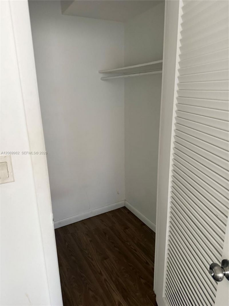 15600 NW 7th Ave , Unit 301-1, Miami, FL 33169 Photo