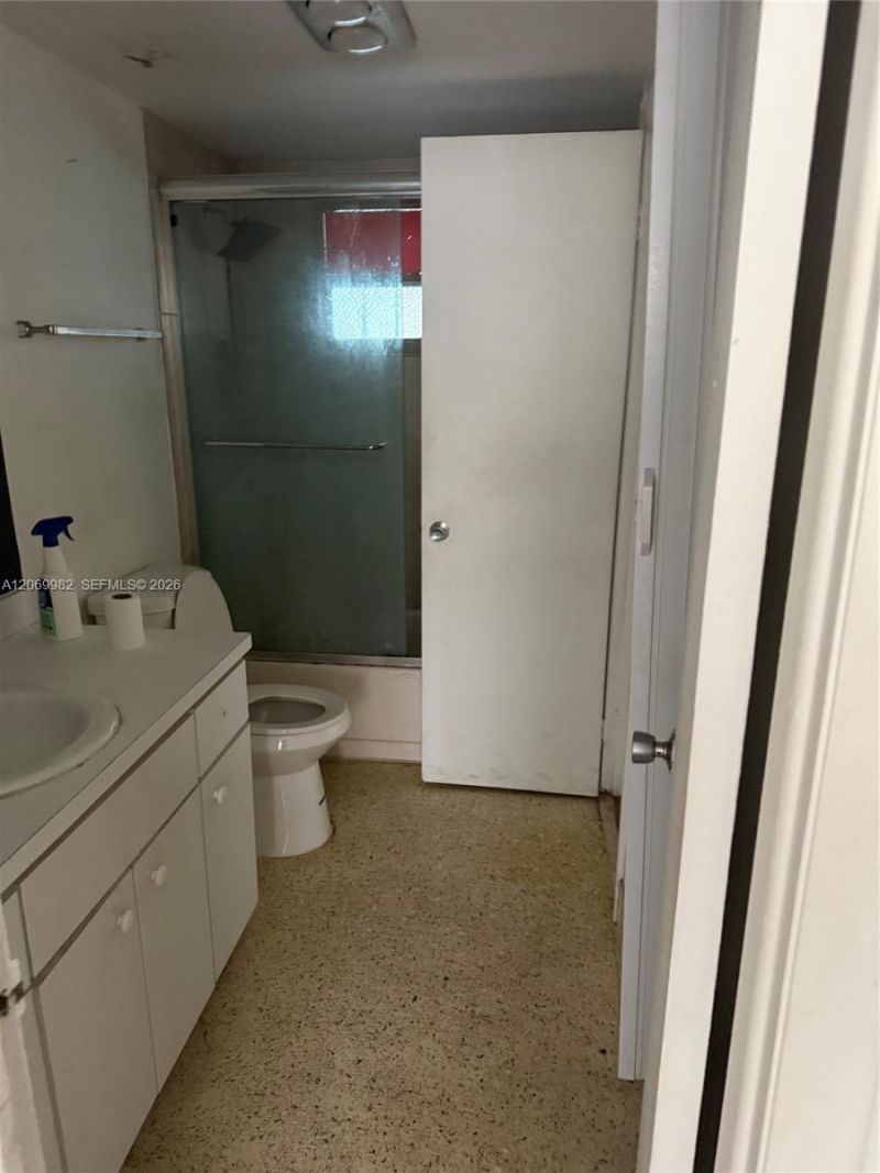 15600 NW 7th Ave , Unit 301-1, Miami, FL 33169 Photo