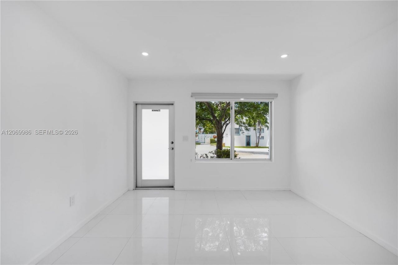 801 15th St , Unit 108, Miami Beach, FL 33139 Photo