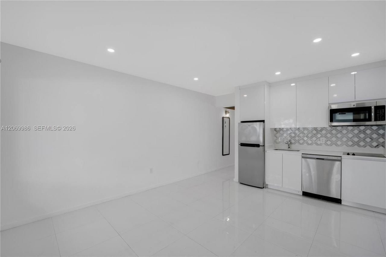 801 15th St , Unit 108, Miami Beach, FL 33139 Photo
