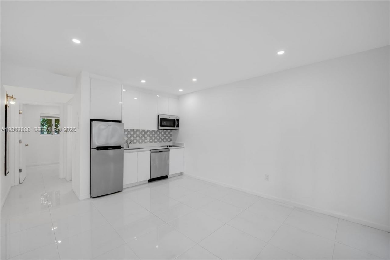 801 15th St , Unit 108, Miami Beach, FL 33139 Photo