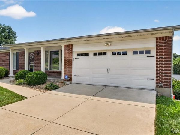 4708 Kingbird Lane, Unincorporated, MO 63128