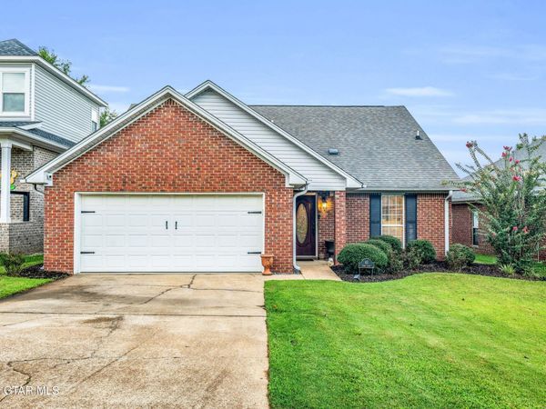 65 Cobh Lane, Columbus, MS 39701