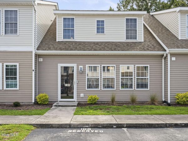 4513 Country Club Road, Unit E105, Morehead City, NC 28557