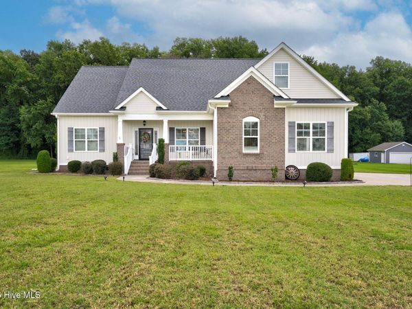 3883 Loop Road, Nashville, NC 27856