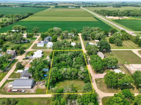 31911 2ND AVE, Elk Point, SD 57025