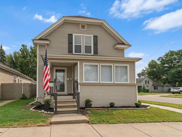135 W Broadway Street, Mishawaka, IN 46545